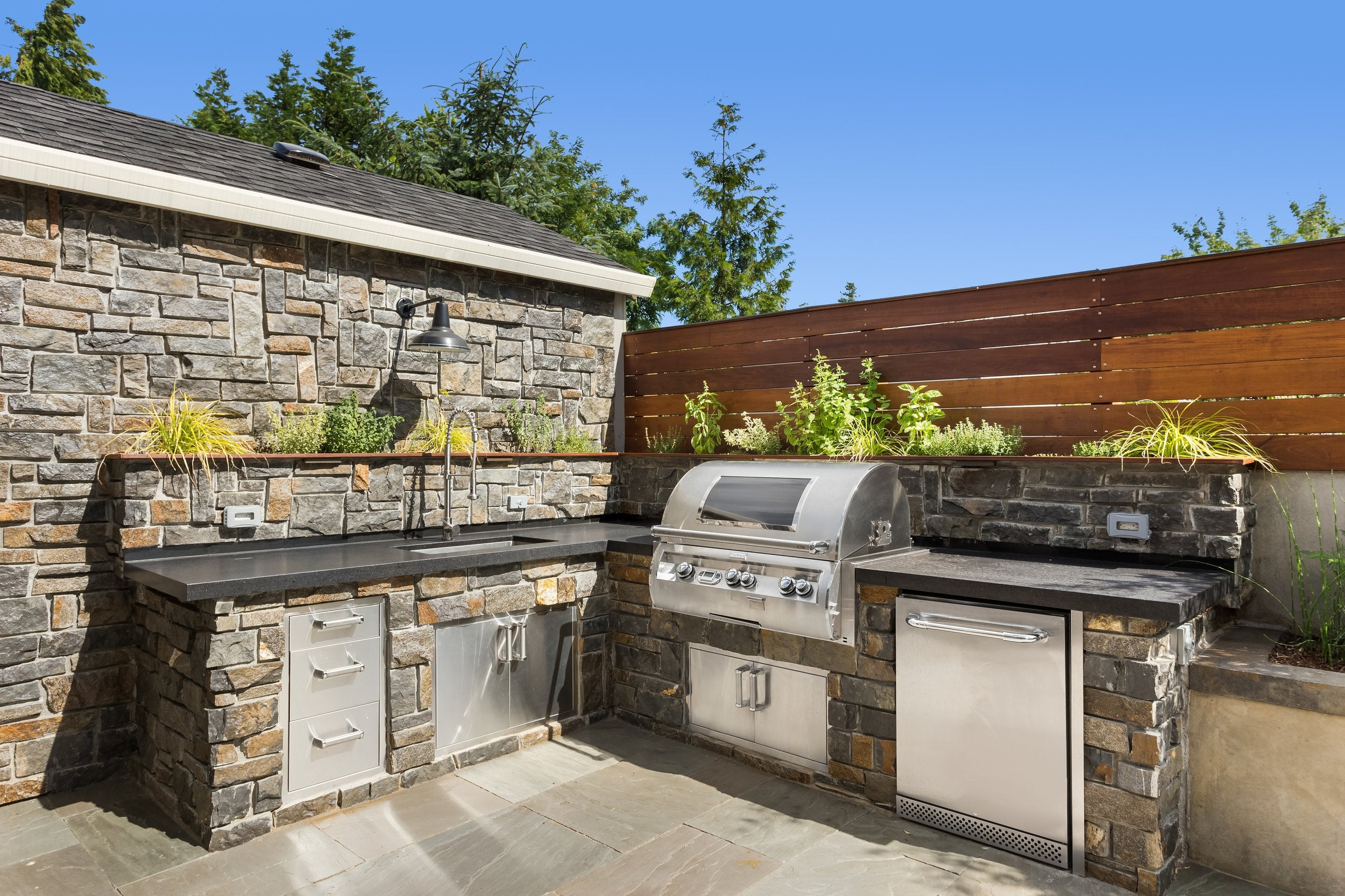 Transform Your Backyard into a Cooking Oasis