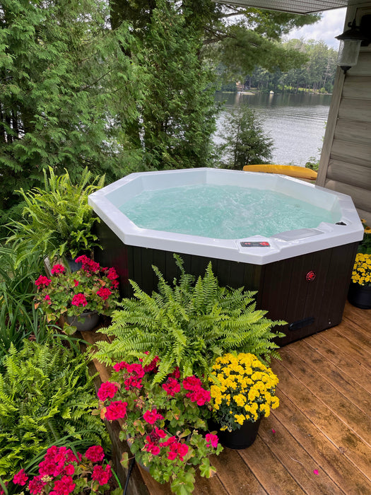 Canadian Spa Co. Muskoka 5-Person 14-Jet Portable Hot Tub