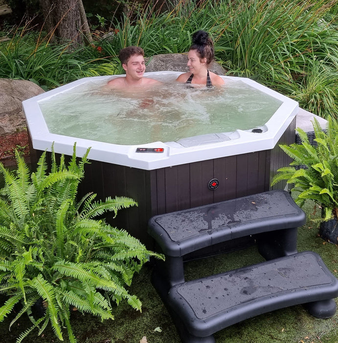 Canadian Spa Co. Muskoka 5-Person 14-Jet Portable Hot Tub