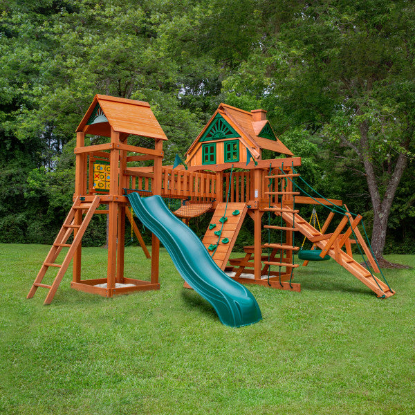 Gorilla Playsets Pioneer Peak Treehouse  w/ Amber Posts