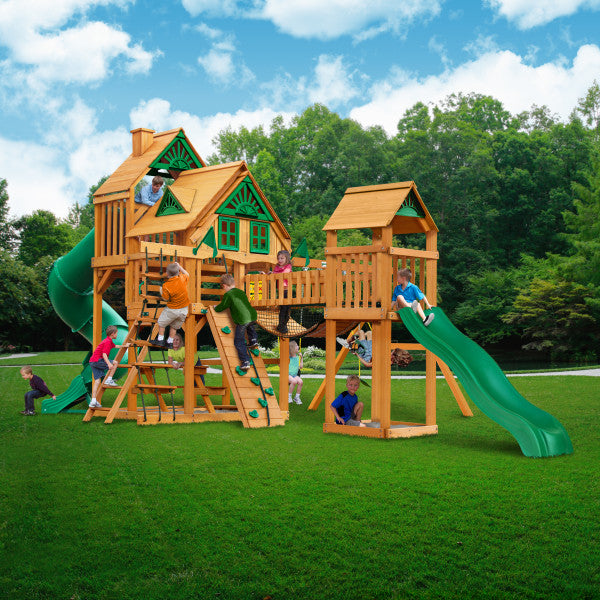 Gorilla Playsets Treasure Trove Treehouse  w/ Amber Posts